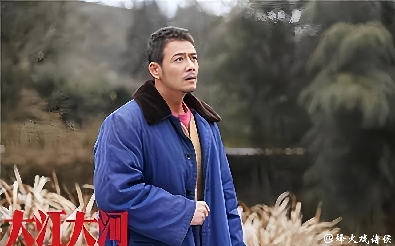 杨烁从巅峰到低谷,43岁再出发,央剧《生命树》引发热议 杨烁从巅峰到低谷,43岁再出发,央剧《生命树》引发热议